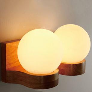 Contemporary Glass 2-Light Wall Lamp