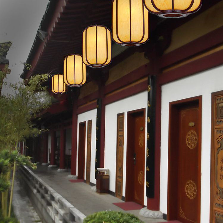 Traditional Lantern Wooden Pendant Light
