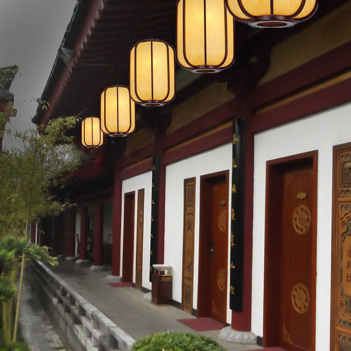Traditional Lantern Wooden Pendant Light