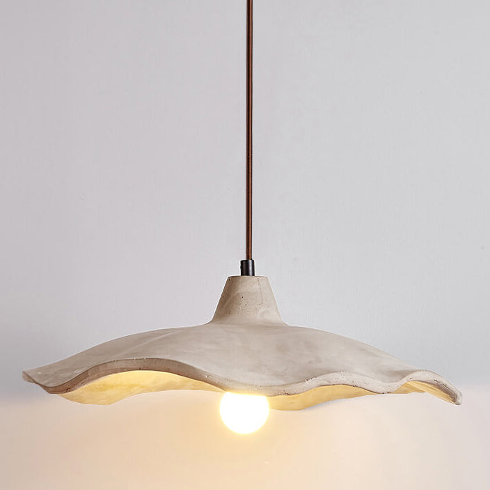 Vintage Flower 3-Light Chandelier