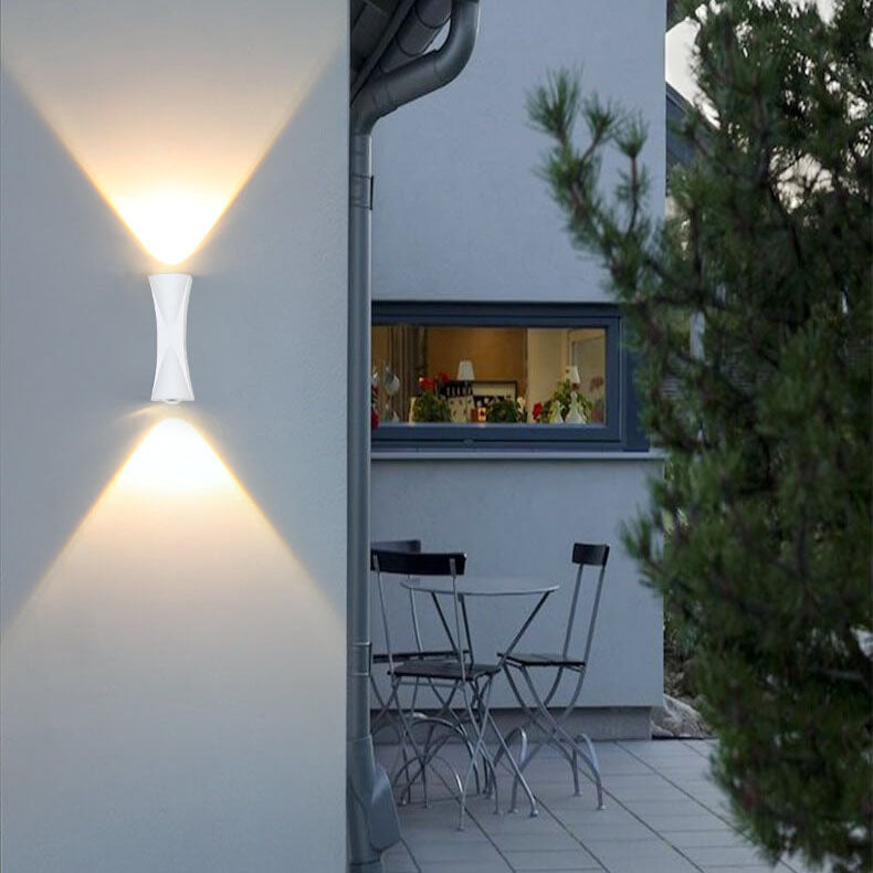 Simple Aluminum Waterproof LED Wall Sconce