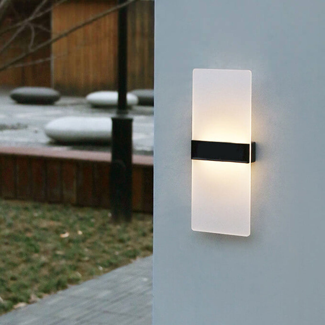 Acrylic Waterproof LED Outdoor Wall Light