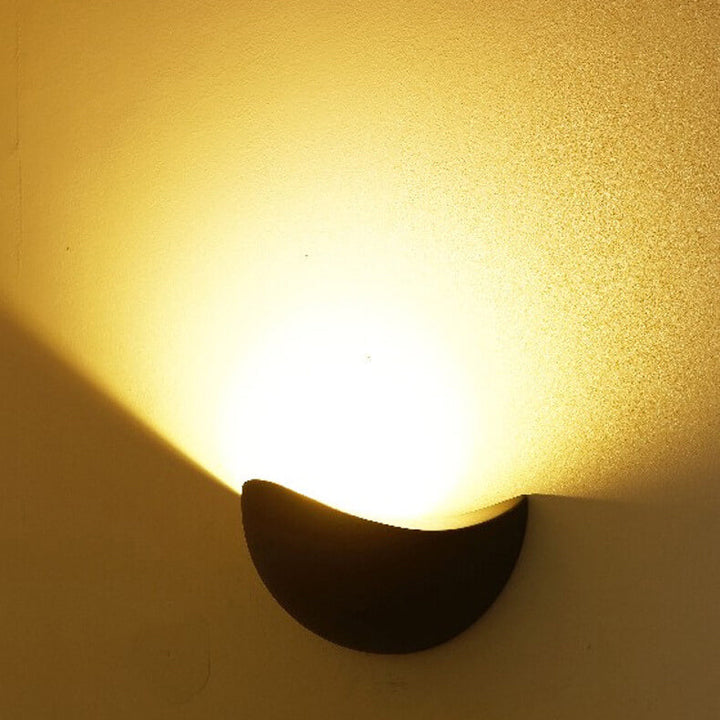 Minimalist Round Aluminum LED Wall Sconce