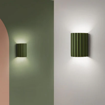 Contemporary Resin 2-Light Wall Sconce