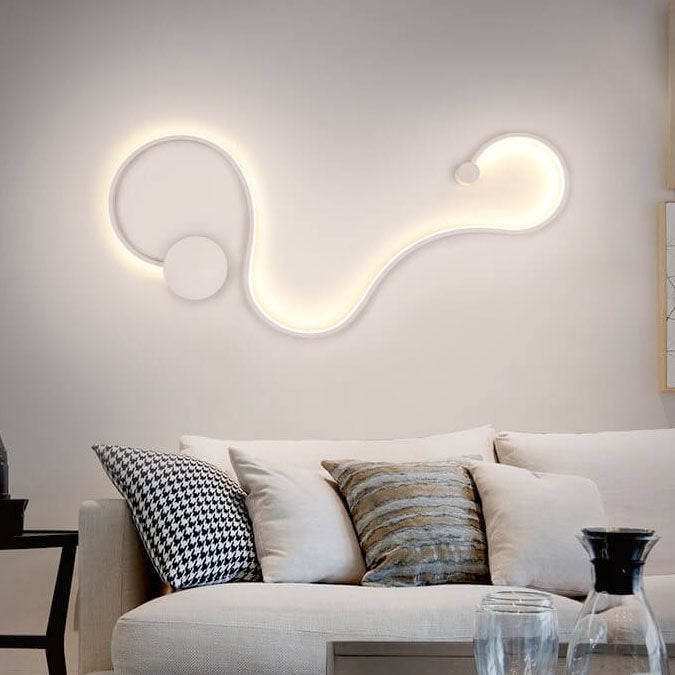 Modern Curved Aluminum LED Wall Sconce
