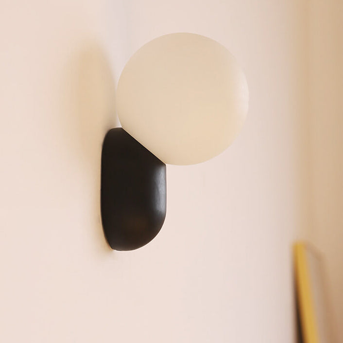 Resin Wall Sconce
