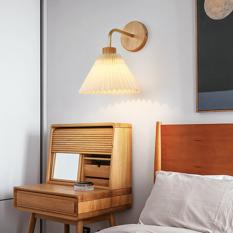 Pleated Minimalist Wall Sconce