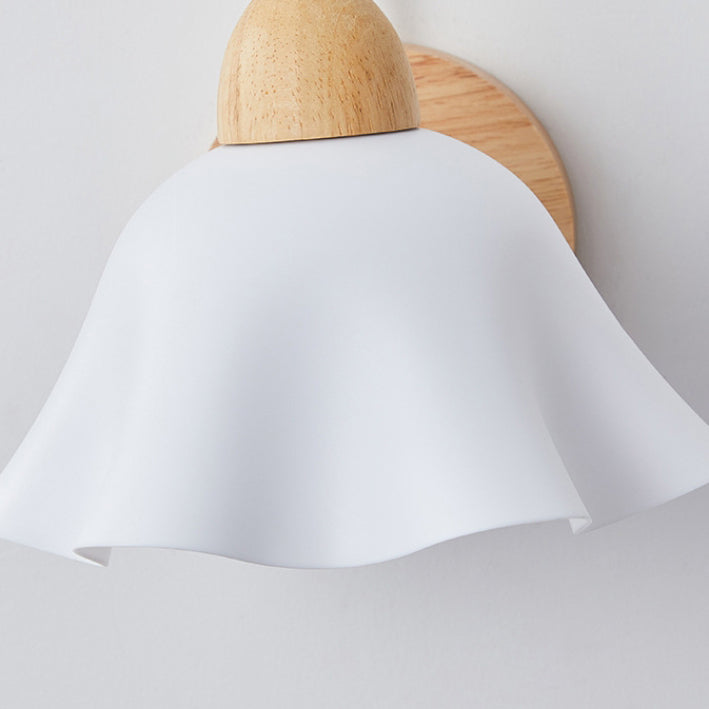 Contemporary Flower Ceramic Wall Sconce