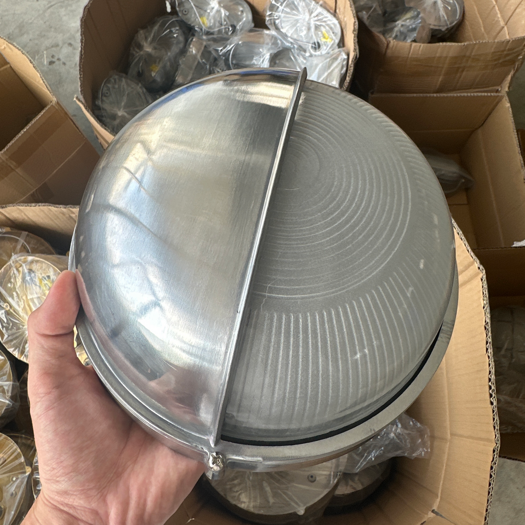 Contemporary Round Aluminum Waterproof Outdoor Wall Light
