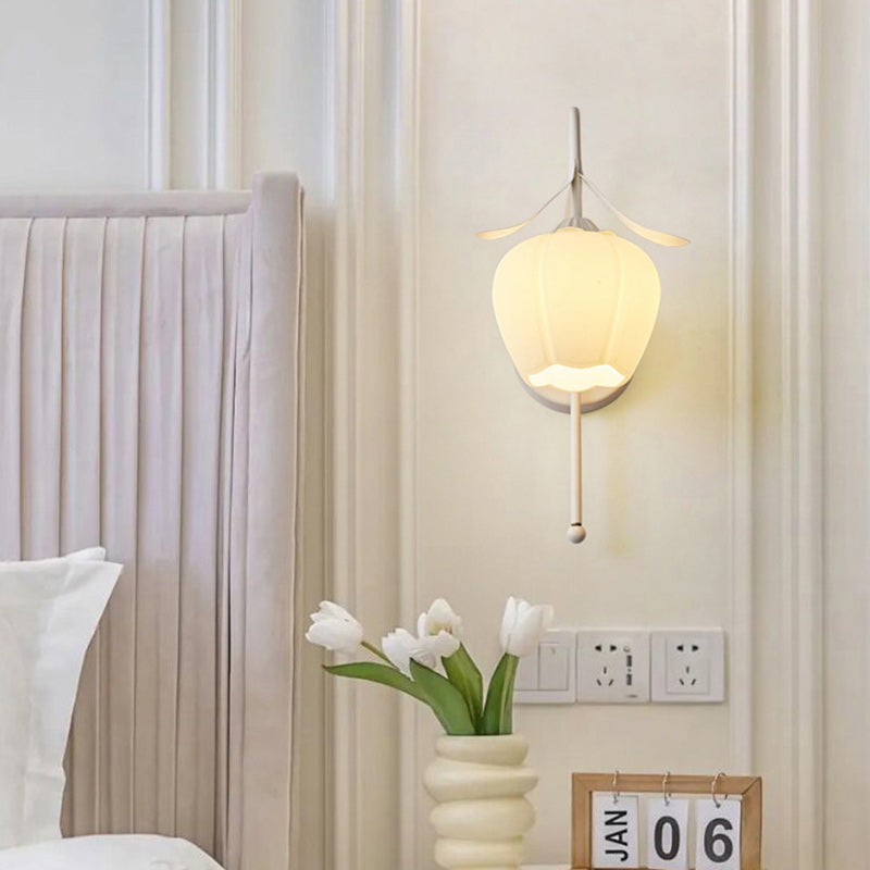 Contemporary Flower Glass Wall Sconce