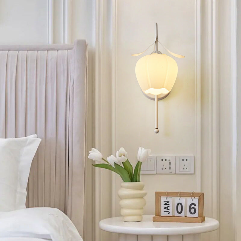 Contemporary Flower Glass Wall Sconce