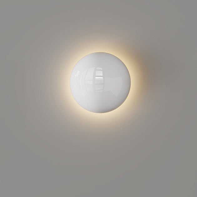Ambiance Minimalist Round Iron LED Wall Sconce