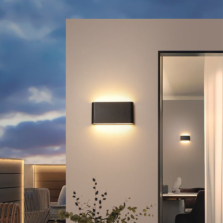 Patio Minimalist Aluminum Waterproof LED Outdoor Wall Light