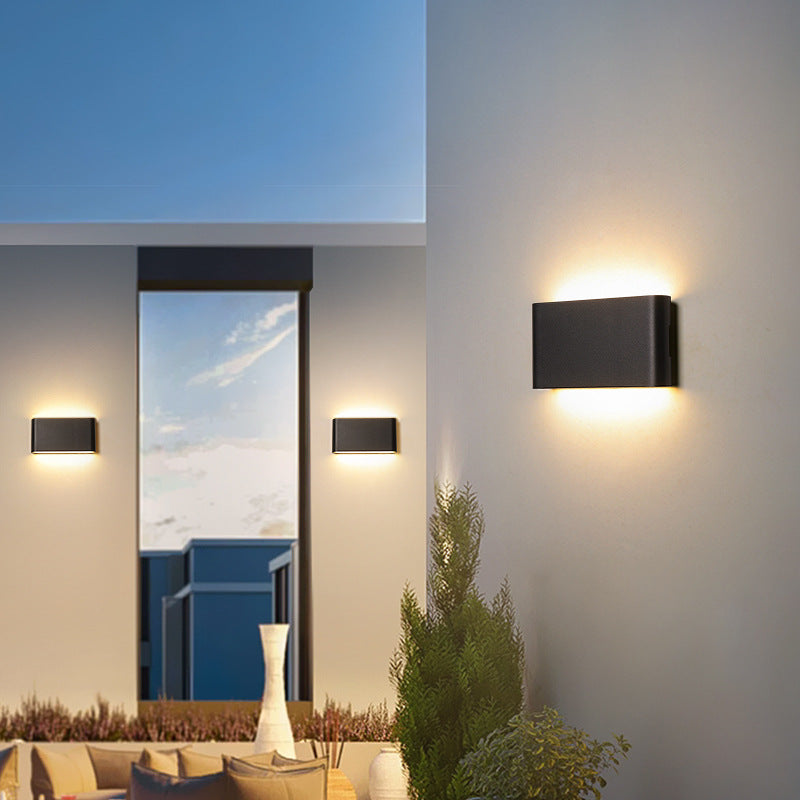 Patio Minimalist Aluminum Waterproof LED Outdoor Wall Light