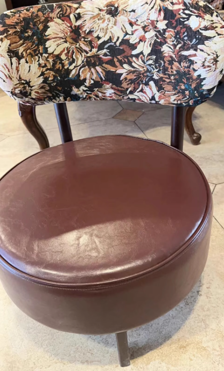 Traditional Vintage Swivel Round Wood Oil-waxed Leather Chair Backrest For Living Room