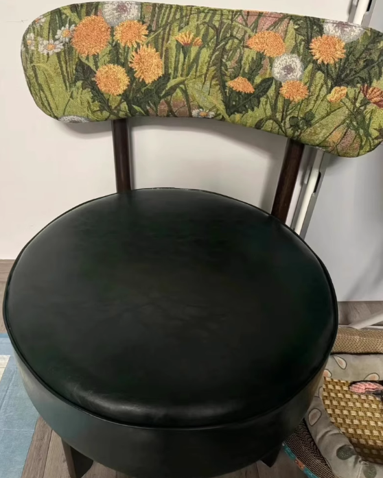 Traditional Vintage Swivel Round Wood Oil-waxed Leather Chair Backrest For Living Room
