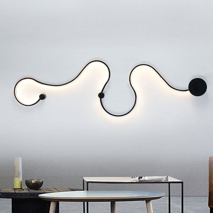 Modern Curved Aluminum LED Wall Sconce
